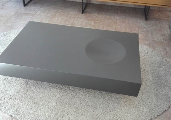 Mesa de centro lacada mate con cajón